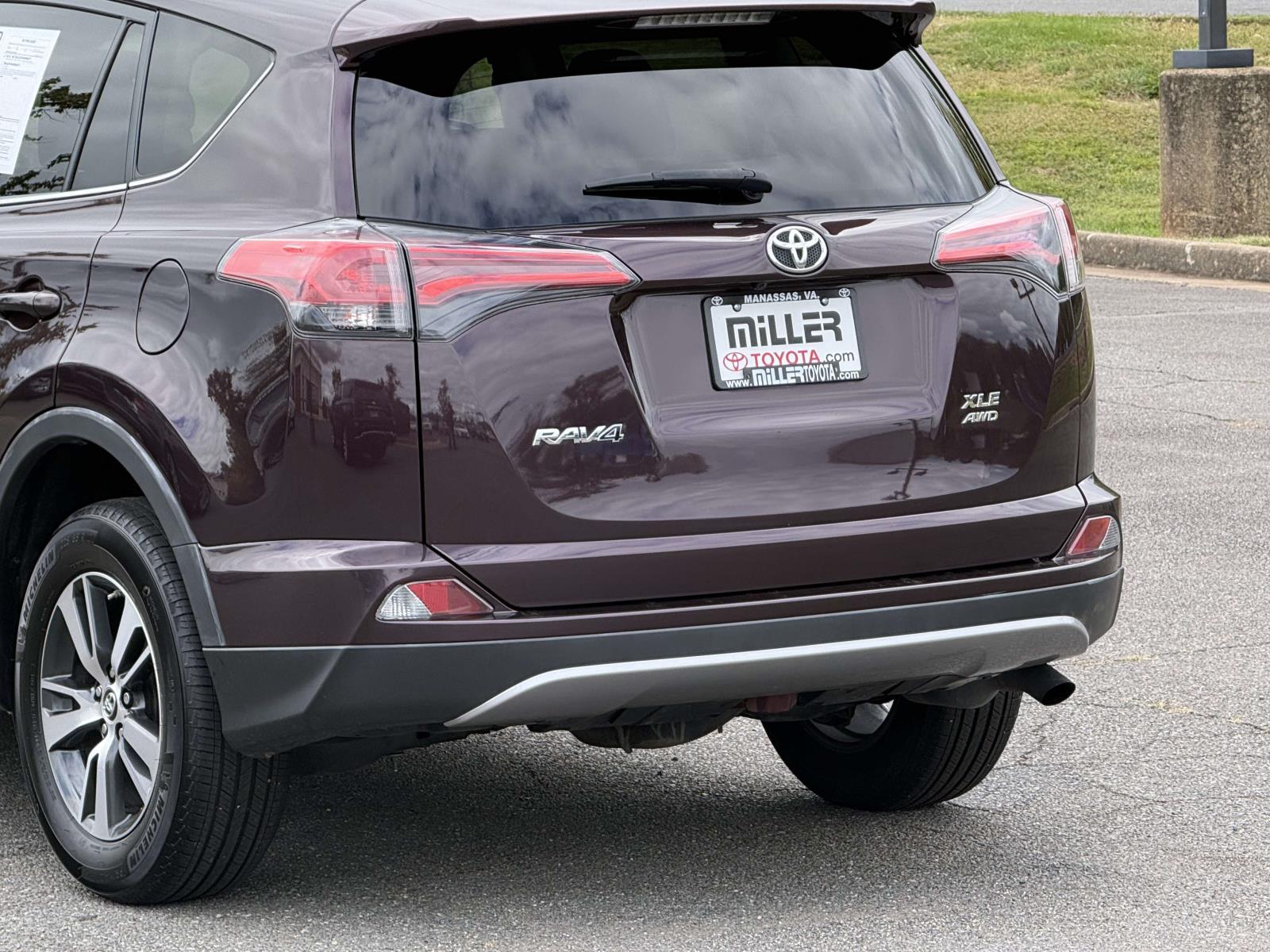 Used 2018 Toyota RAV4 SUV
