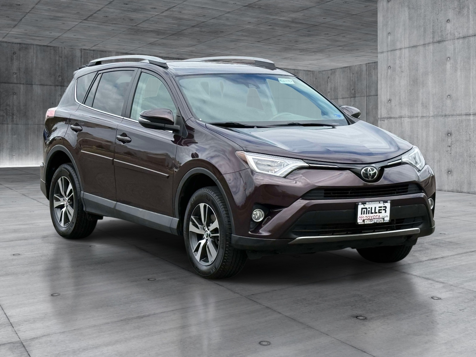 Used 2018 Toyota RAV4 SUV