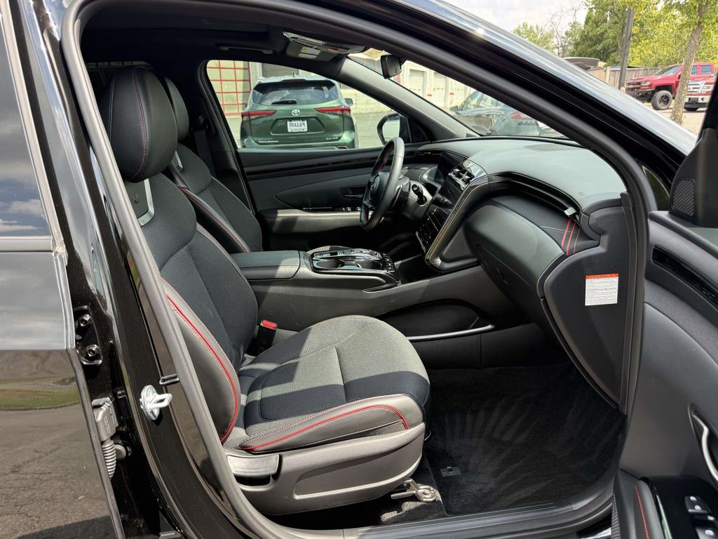 Used 2024 Hyundai Tucson Hybrid SUV