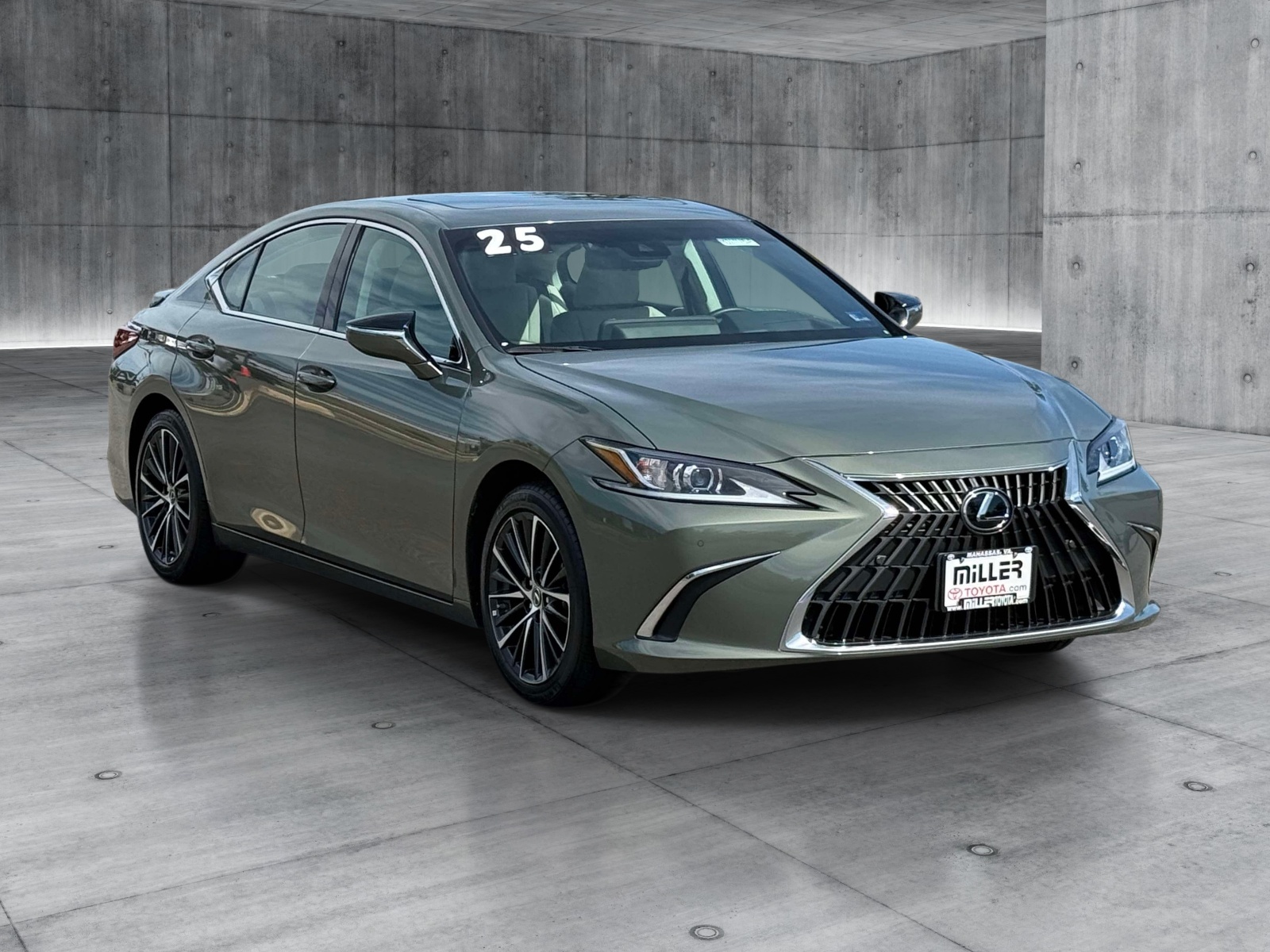 Used 2025 Lexus ES 350 Sedan
