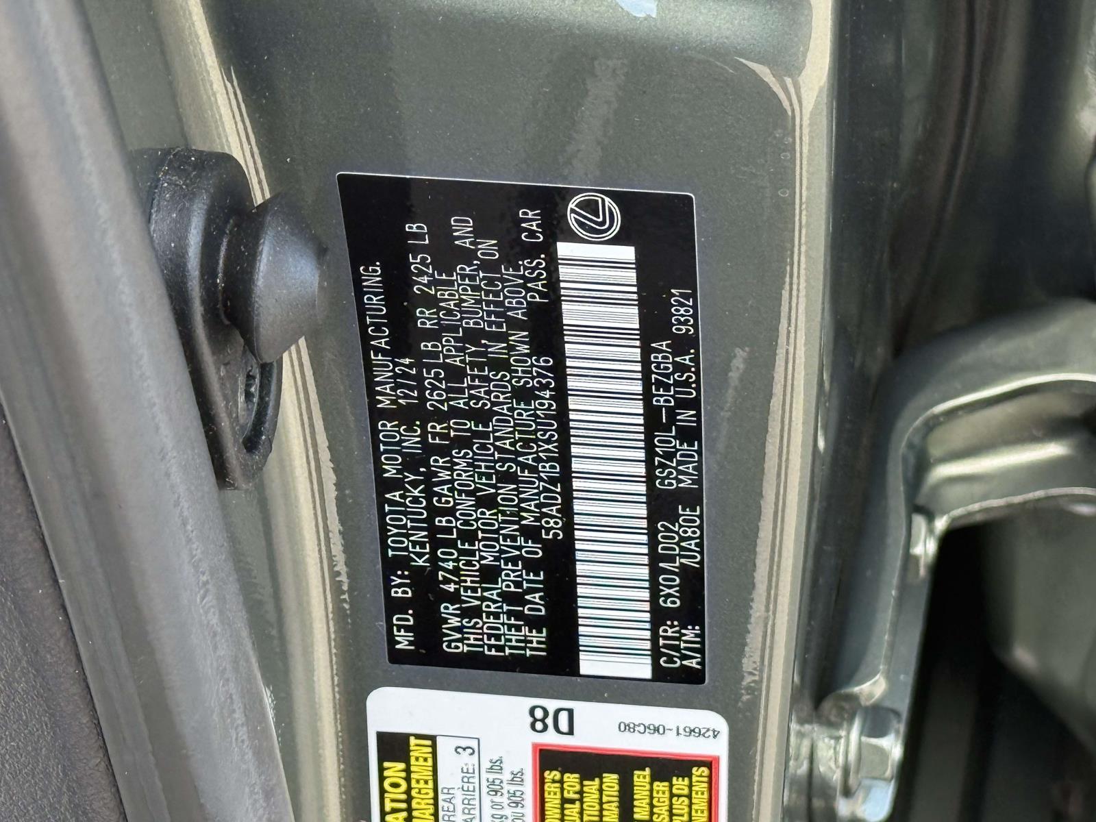 Used 2025 Lexus ES 350 Sedan