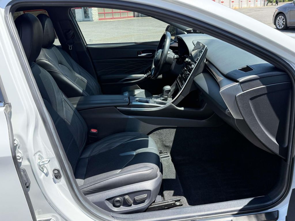 Used 2022 Toyota Avalon Sedan