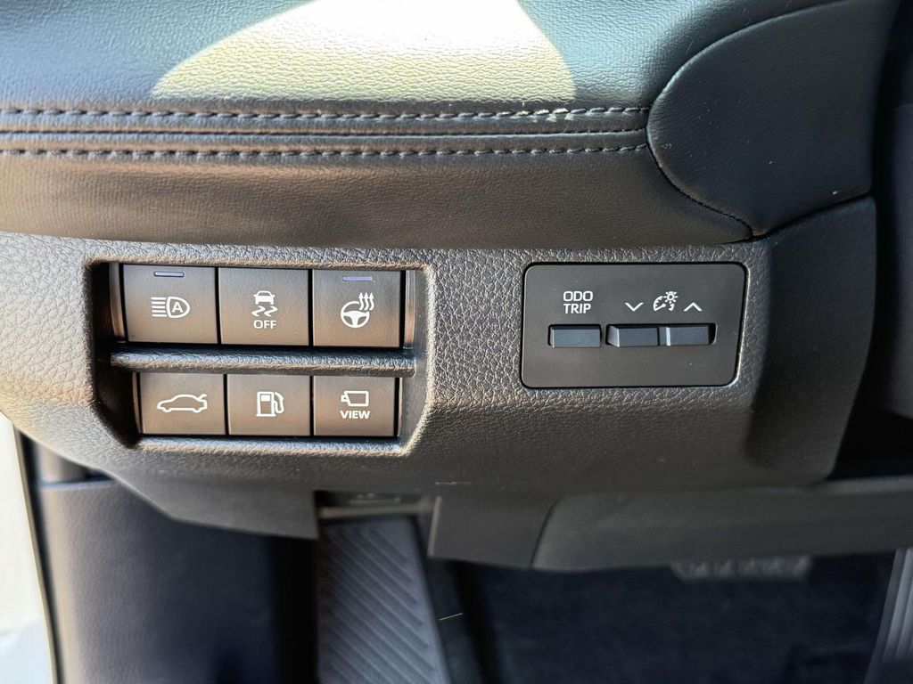 Used 2022 Toyota Avalon Sedan