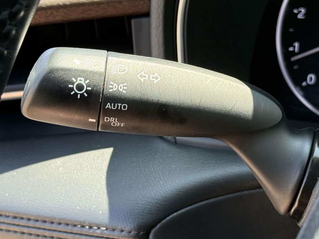 Used 2022 Toyota Avalon Sedan