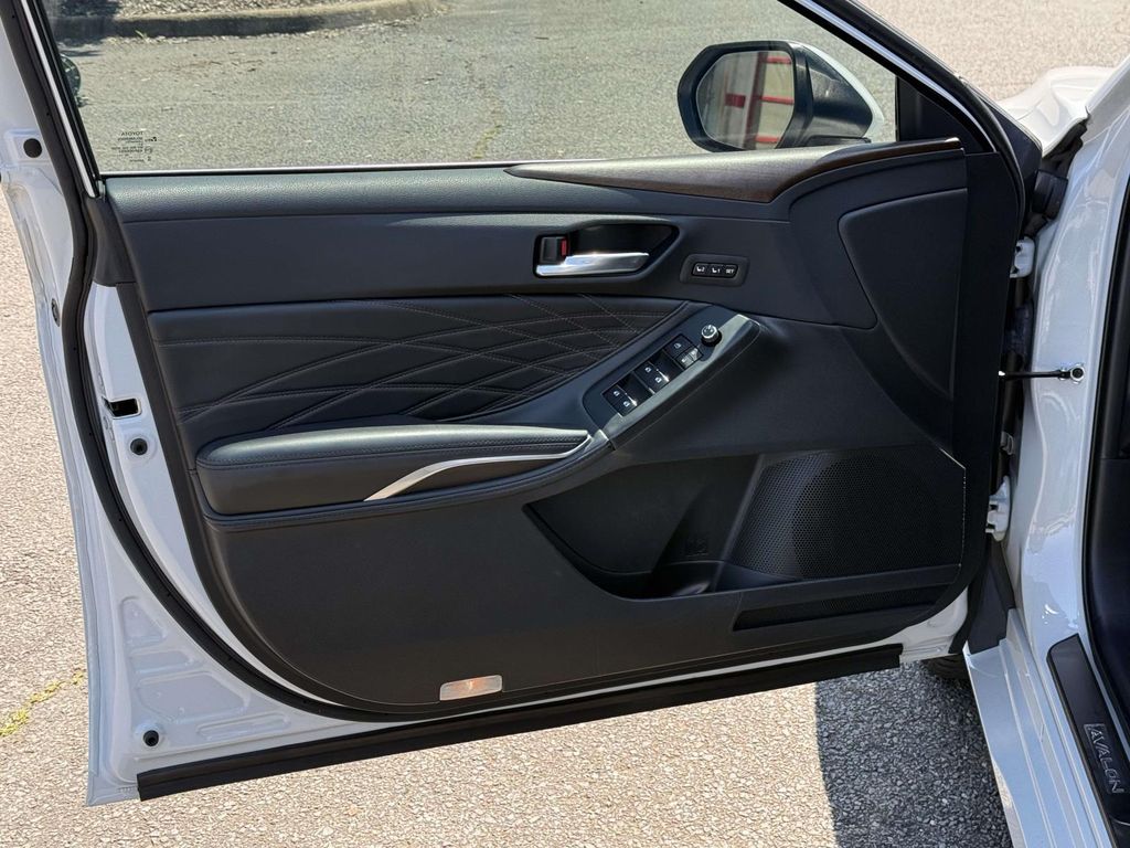 Used 2022 Toyota Avalon Sedan