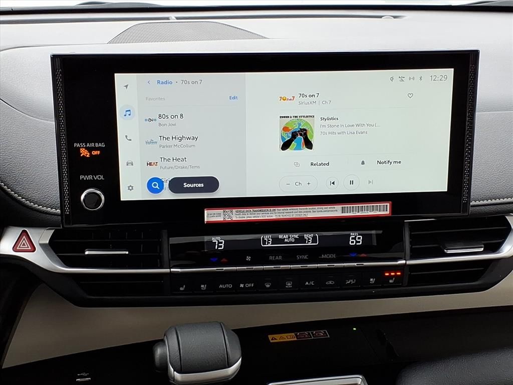 Used 2025 Toyota Sienna Van