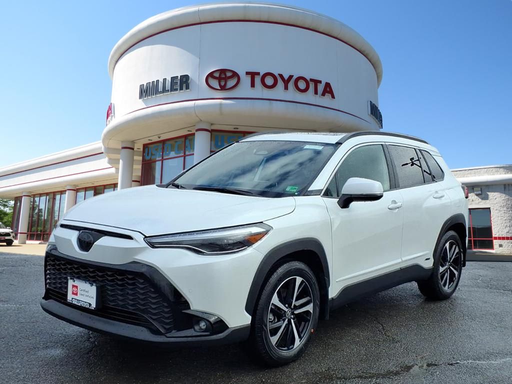 2024 Toyota Corolla Cross XSE's photo