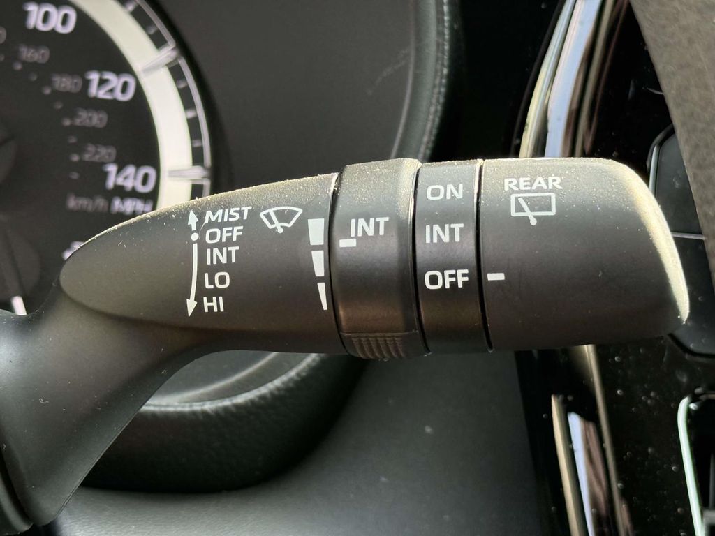 Used 2023 Toyota Highlander SUV