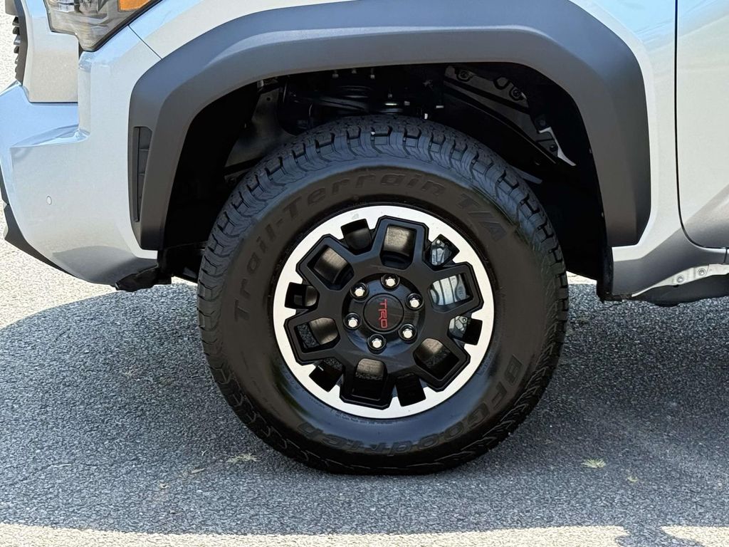 Used 2025 Toyota Tacoma Truck