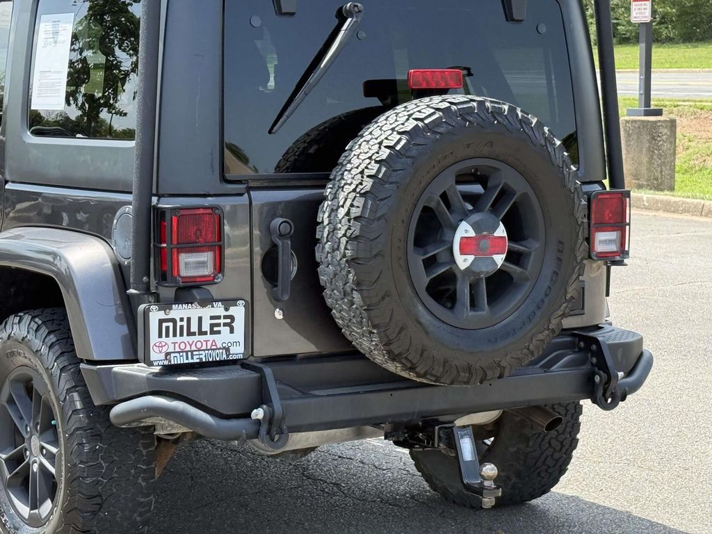 Used 2017 Jeep Wrangler SUV