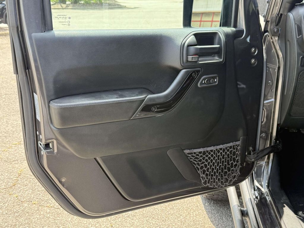 Used 2017 Jeep Wrangler SUV