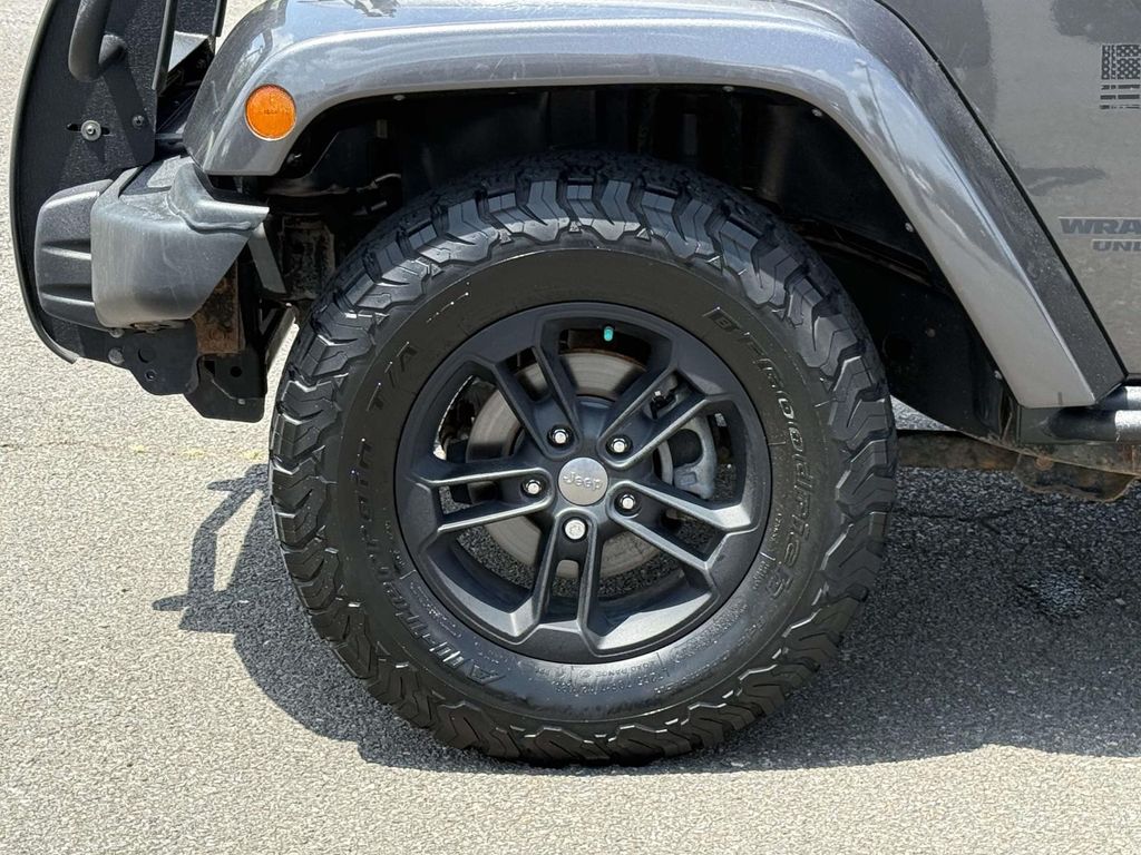 Used 2017 Jeep Wrangler SUV