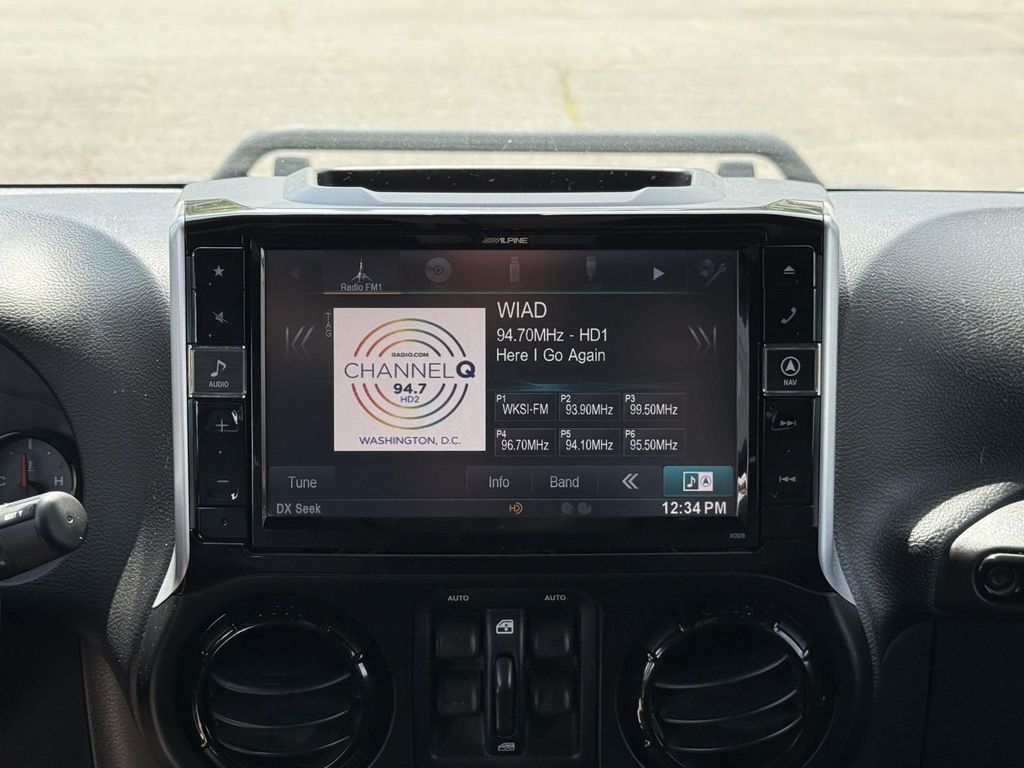 Used 2017 Jeep Wrangler SUV