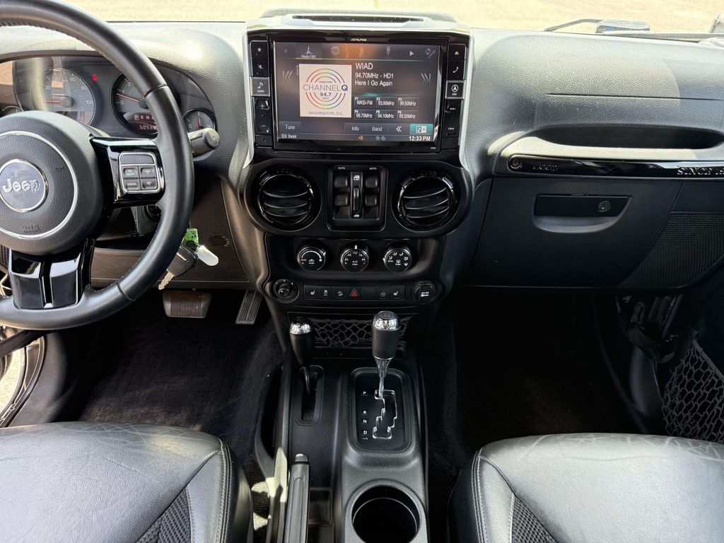 Used 2017 Jeep Wrangler SUV