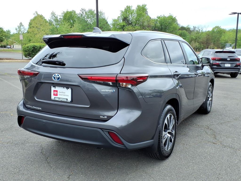 2024 Toyota Highlander XLE - Photo 8