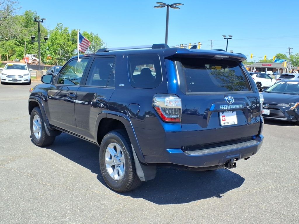 2023 Toyota 4Runner SR5 - Photo 7