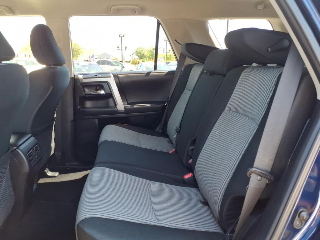 2023 Toyota 4Runner SR5 - Photo 6