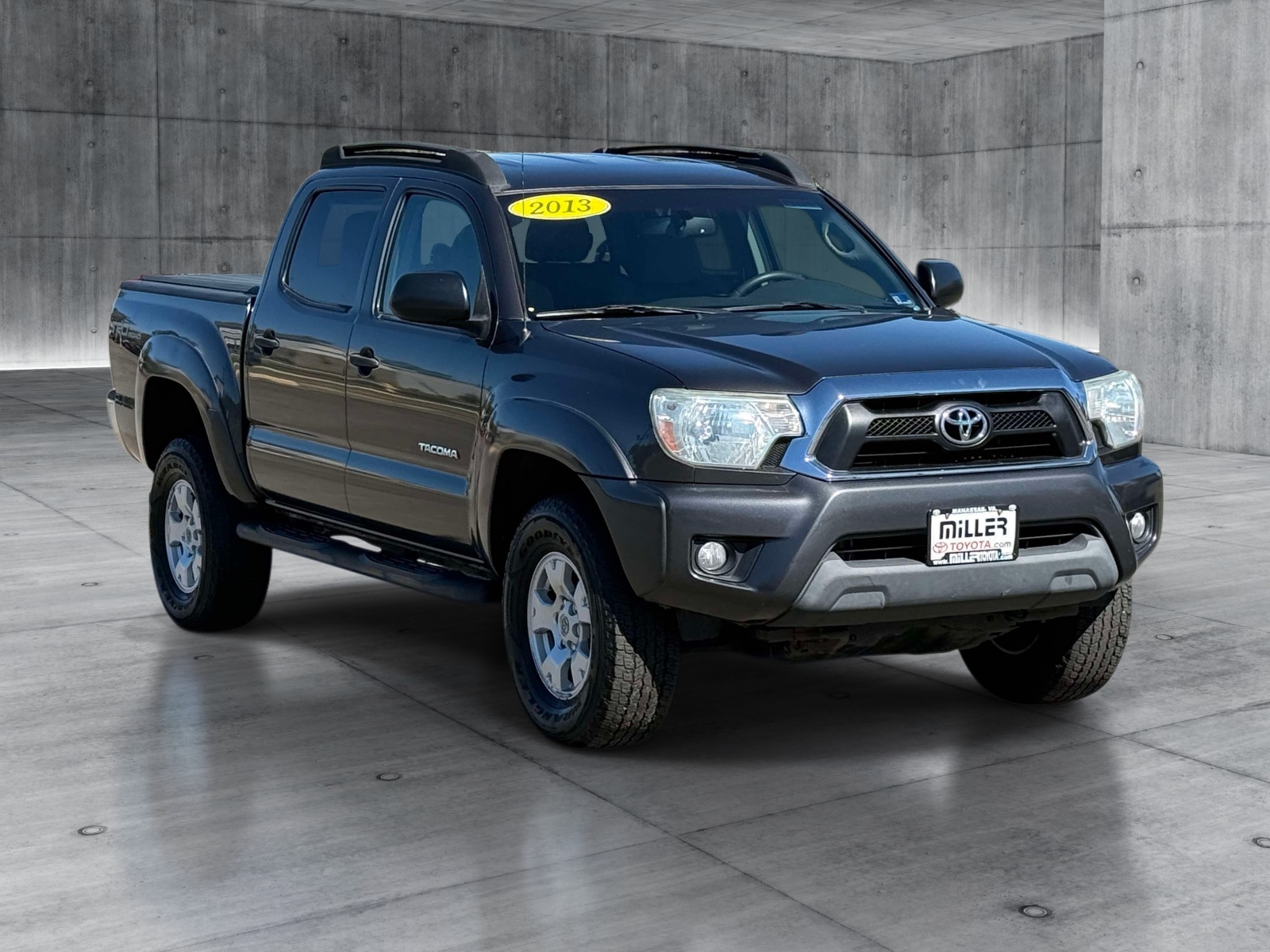 Used 2013 Toyota Tacoma Truck