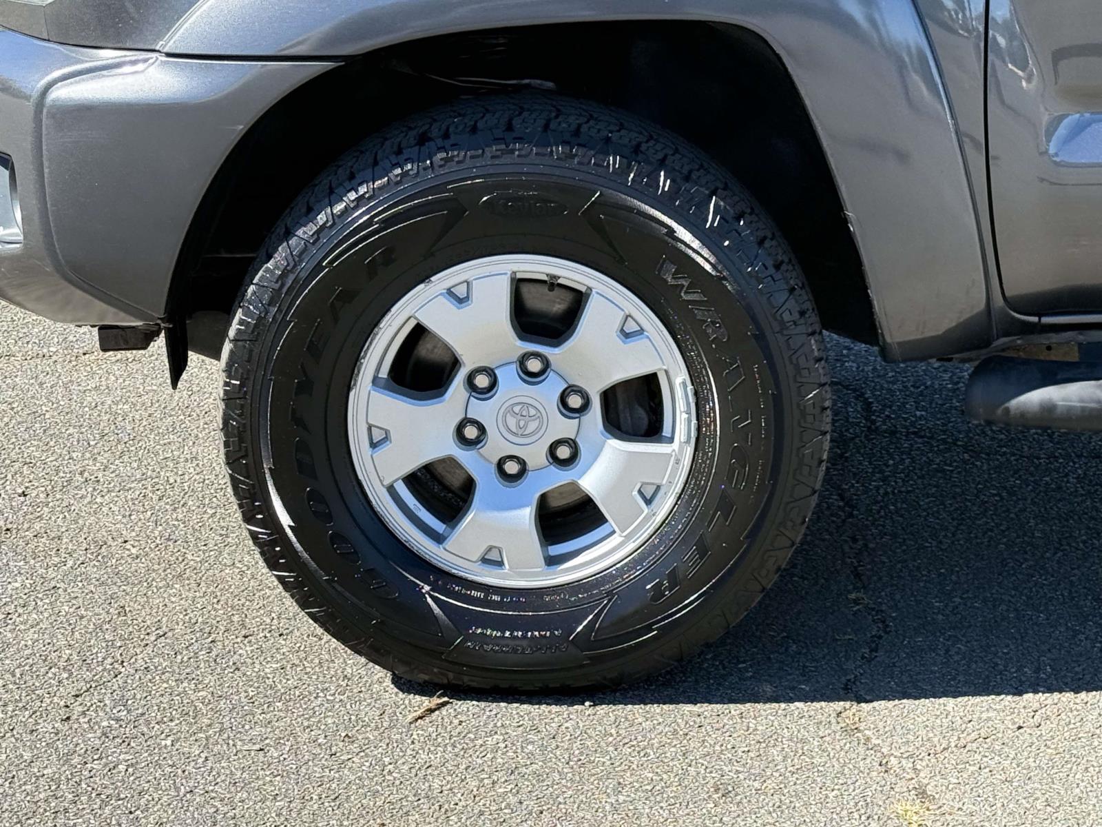 Used 2013 Toyota Tacoma Truck