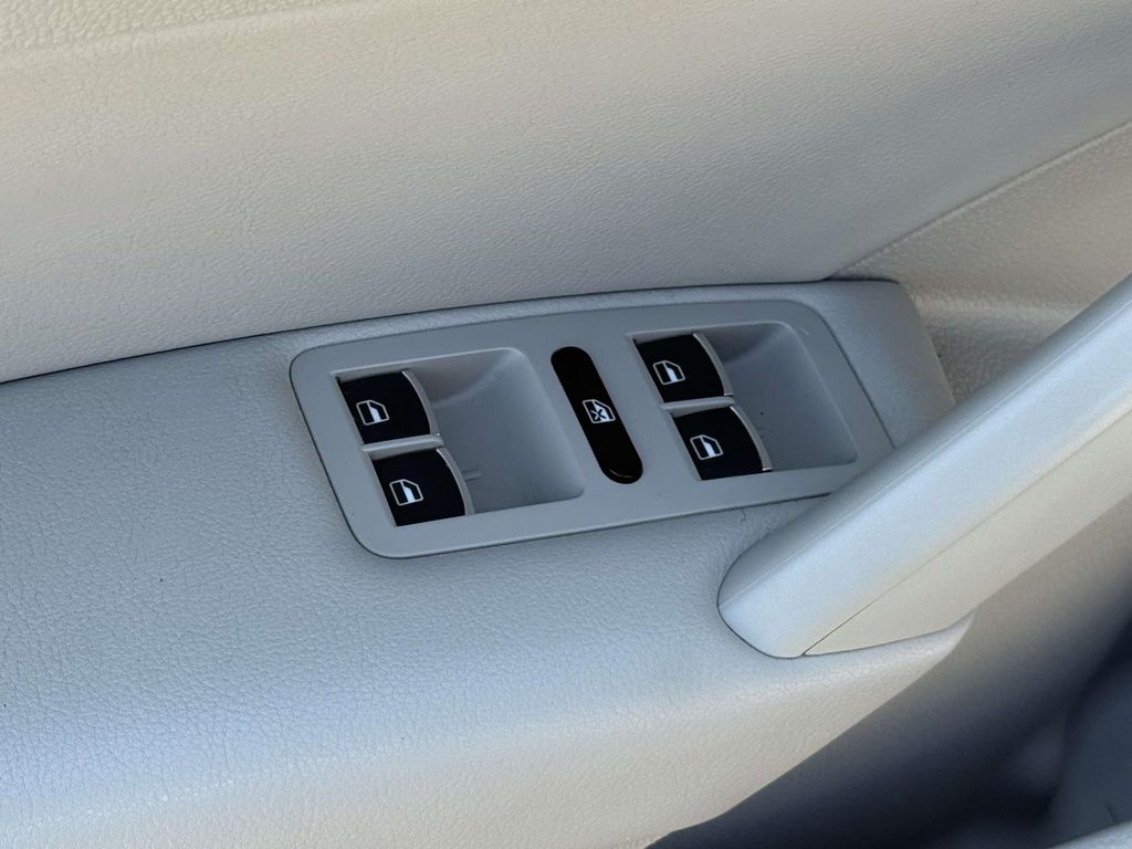 Used 2015 Volkswagen Passat Sedan