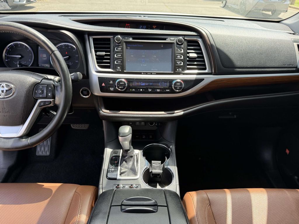 Used 2019 Toyota Highlander SUV