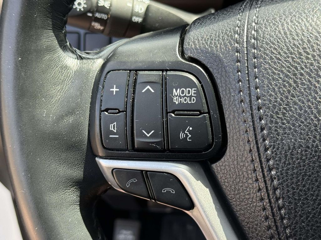 Used 2019 Toyota Highlander SUV