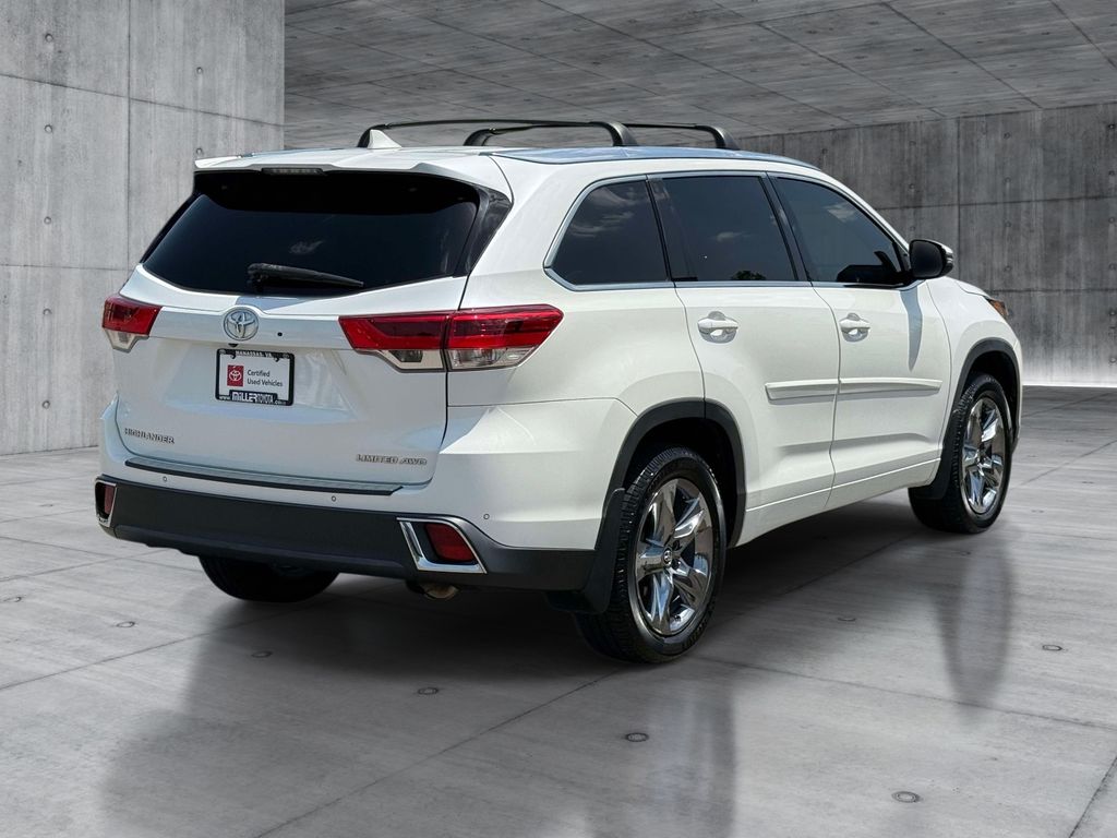 Used 2019 Toyota Highlander SUV