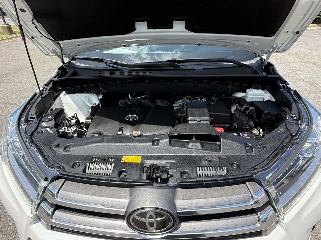 Used 2019 Toyota Highlander SUV