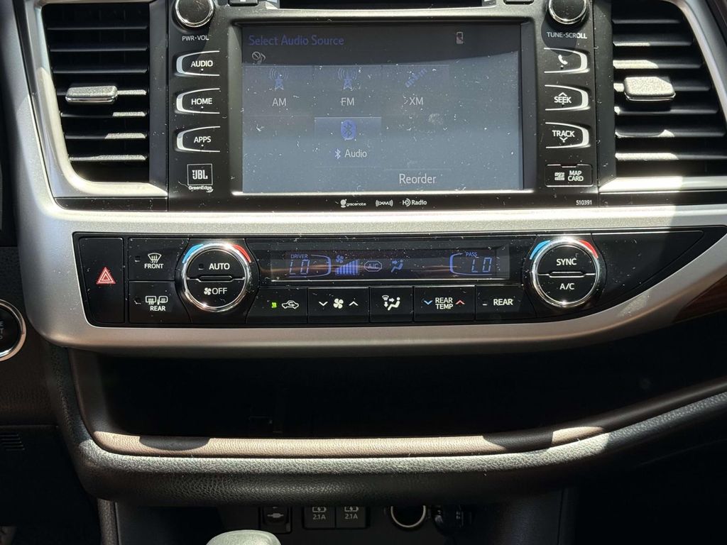 Used 2019 Toyota Highlander SUV