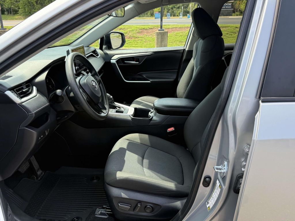 Used 2025 Toyota RAV4 SUV