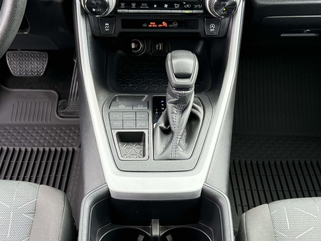 Used 2025 Toyota RAV4 SUV