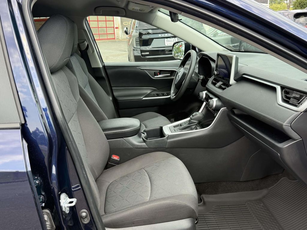 Used 2025 Toyota RAV4 SUV
