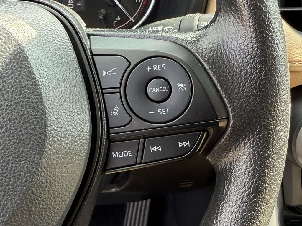 Used 2025 Toyota RAV4 SUV