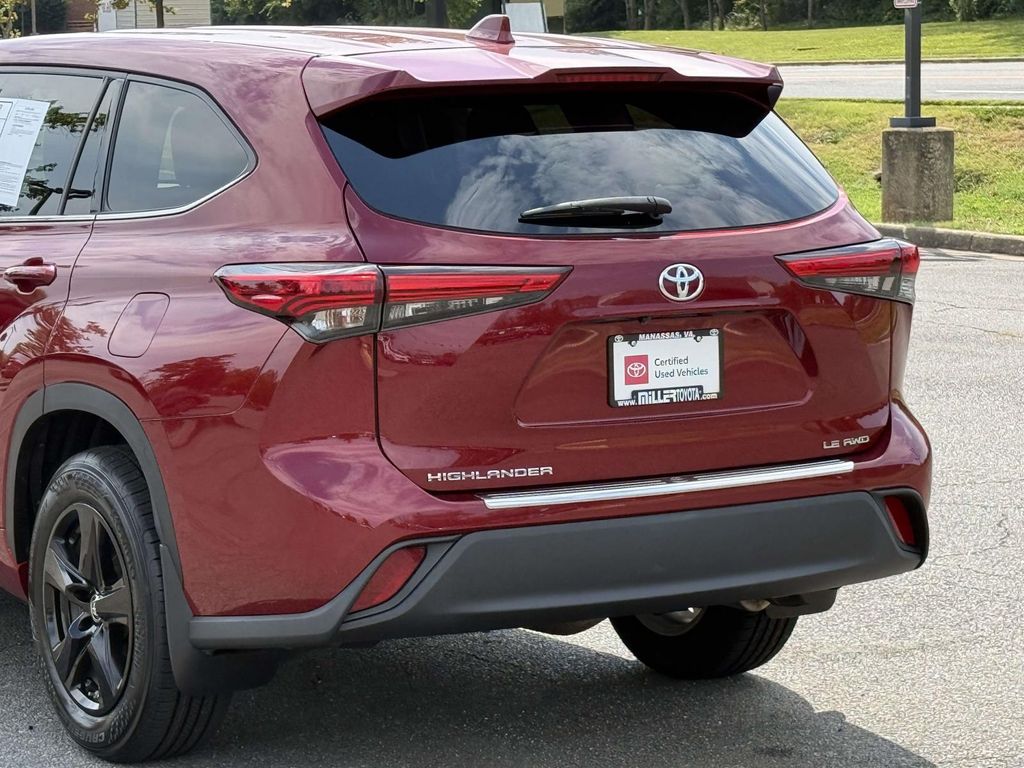 Used 2020 Toyota Highlander SUV