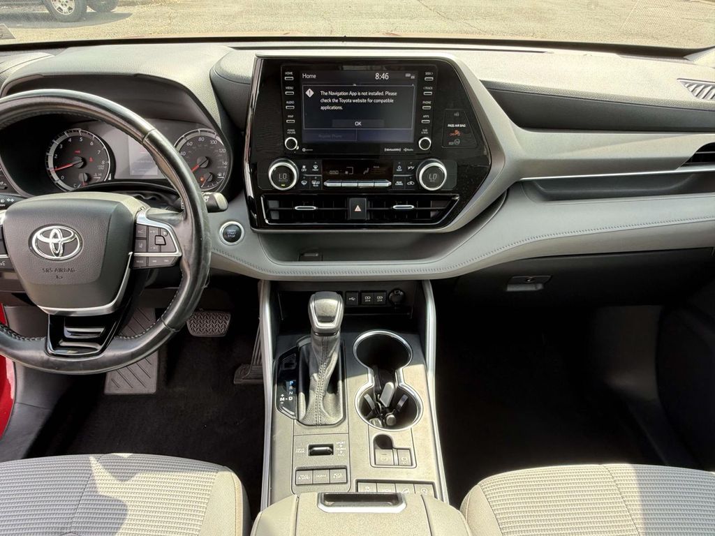 Used 2020 Toyota Highlander SUV