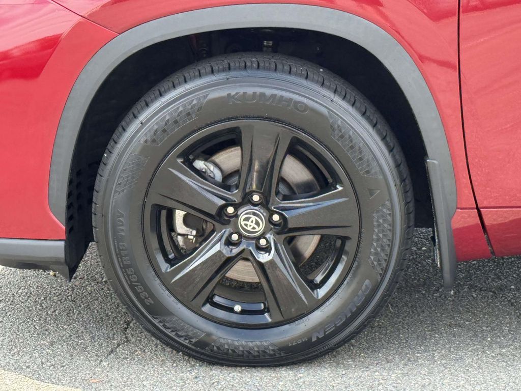 Used 2020 Toyota Highlander SUV