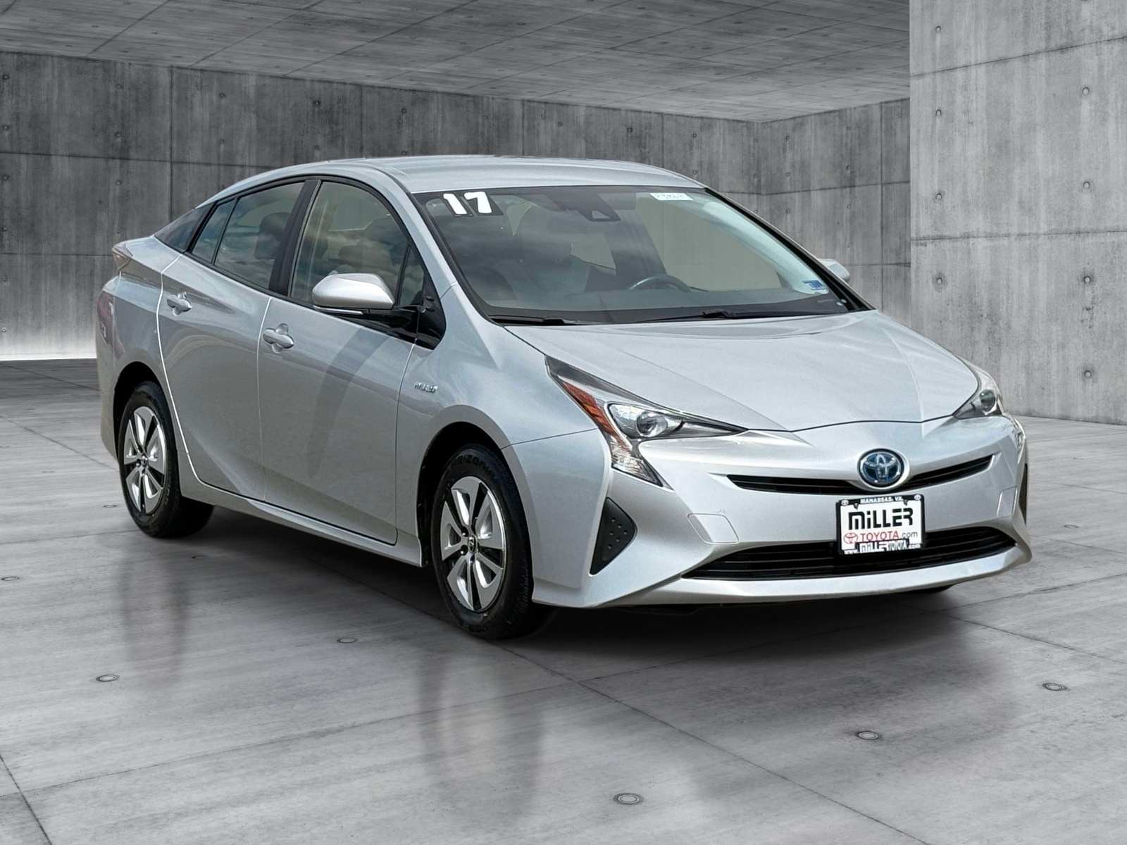 Used 2017 Toyota Prius Hybrid Hatchback