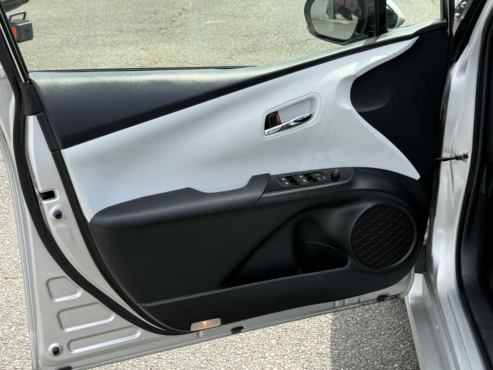 Used 2017 Toyota Prius Hybrid Hatchback