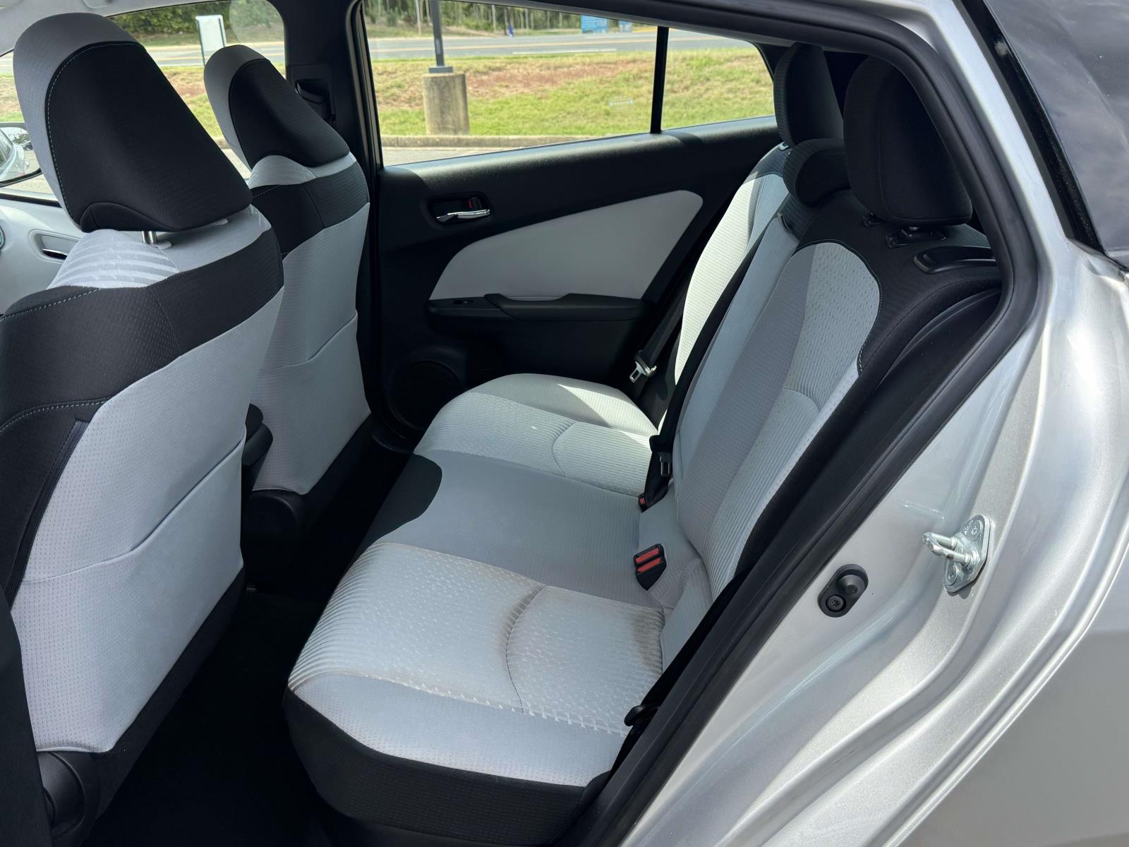 Used 2017 Toyota Prius Hybrid Hatchback