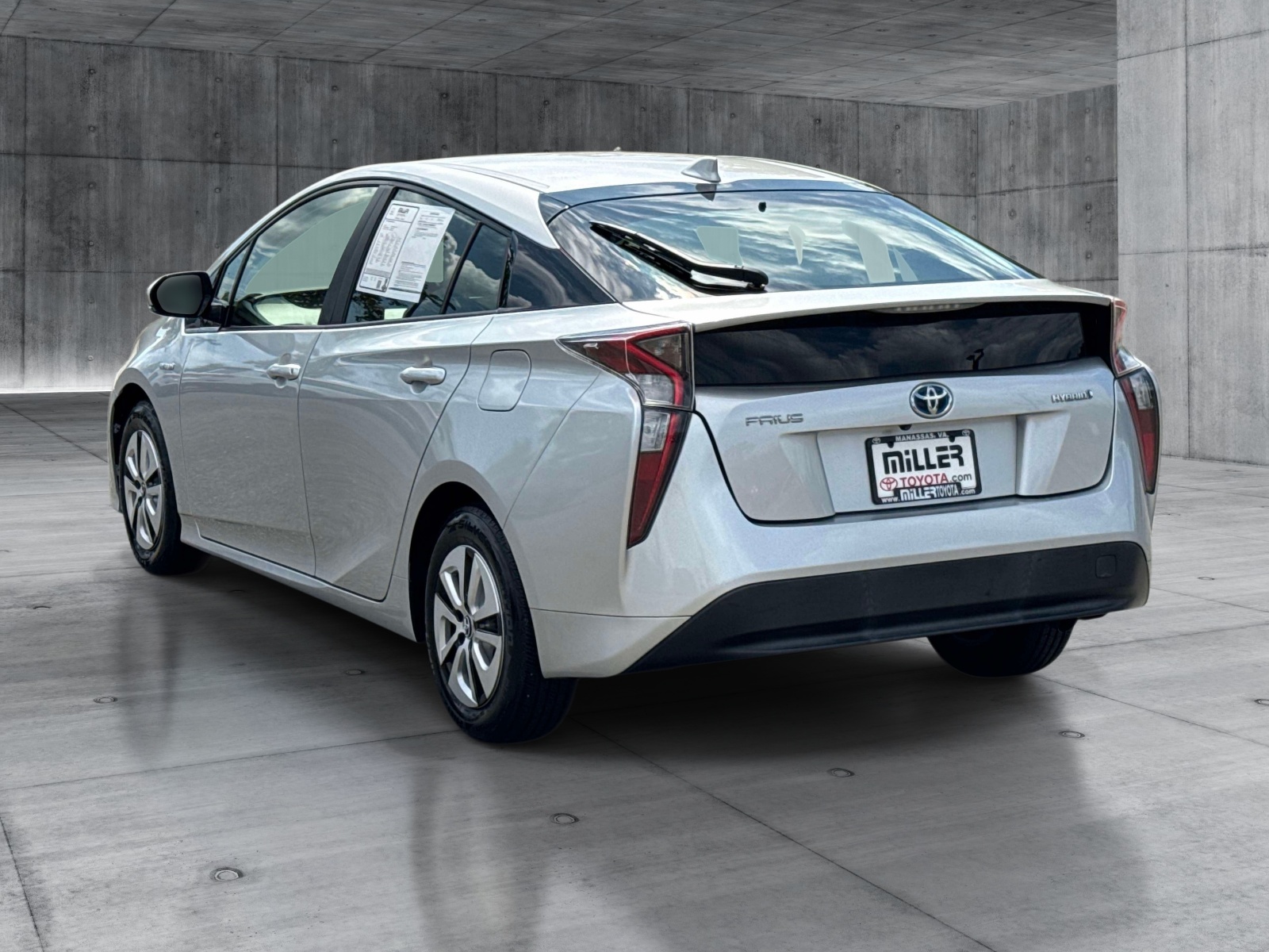 Used 2017 Toyota Prius Hybrid Hatchback