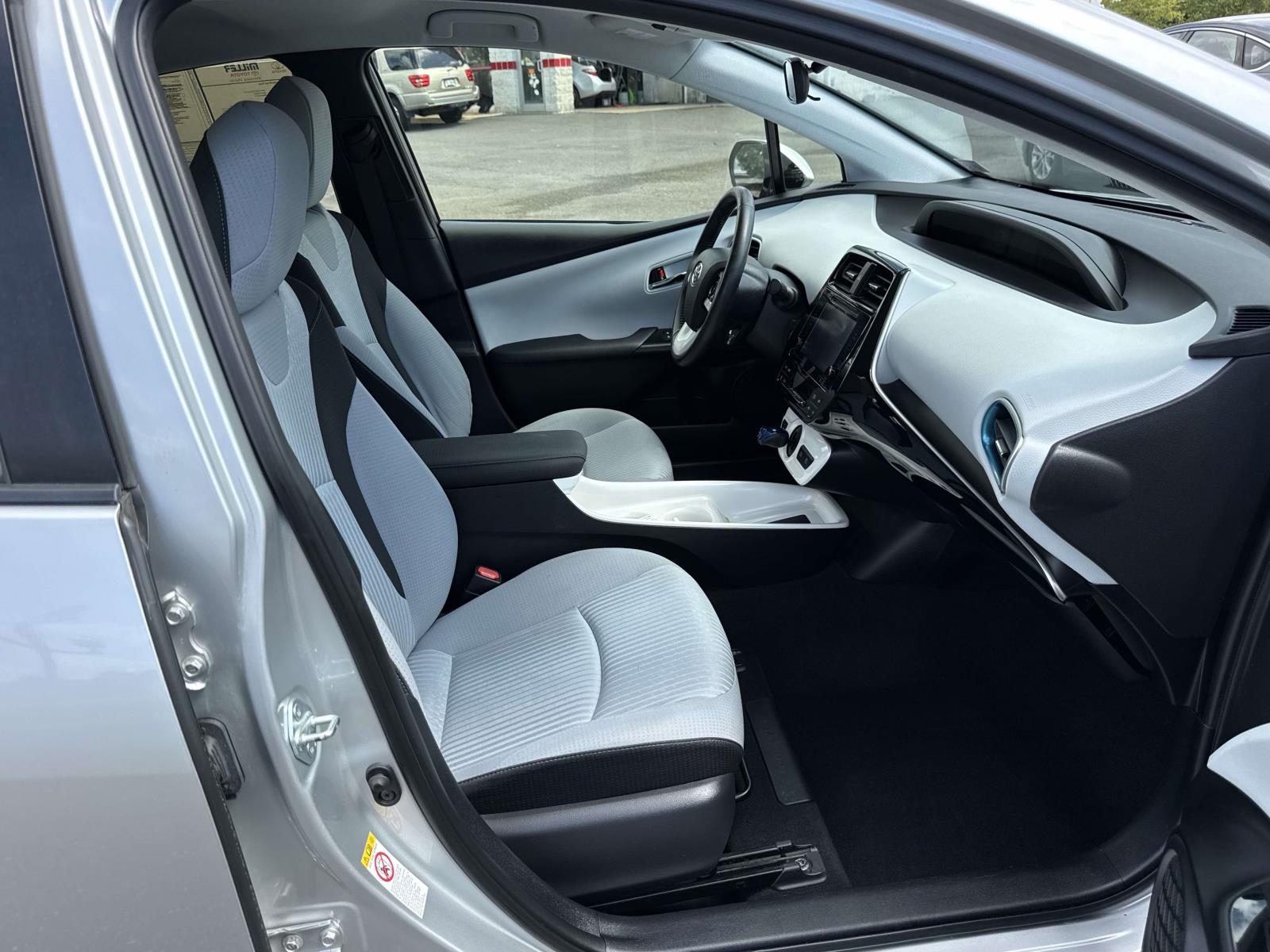 Used 2017 Toyota Prius Hybrid Hatchback