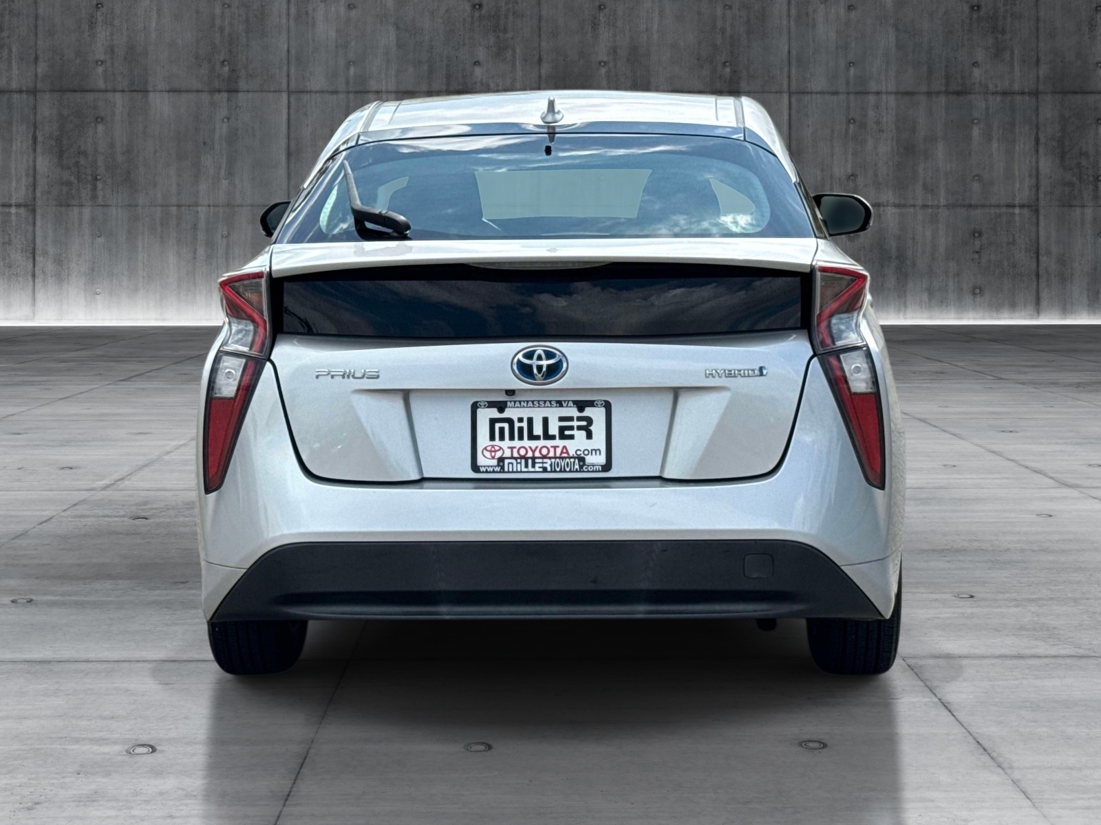 Used 2017 Toyota Prius Hybrid Hatchback