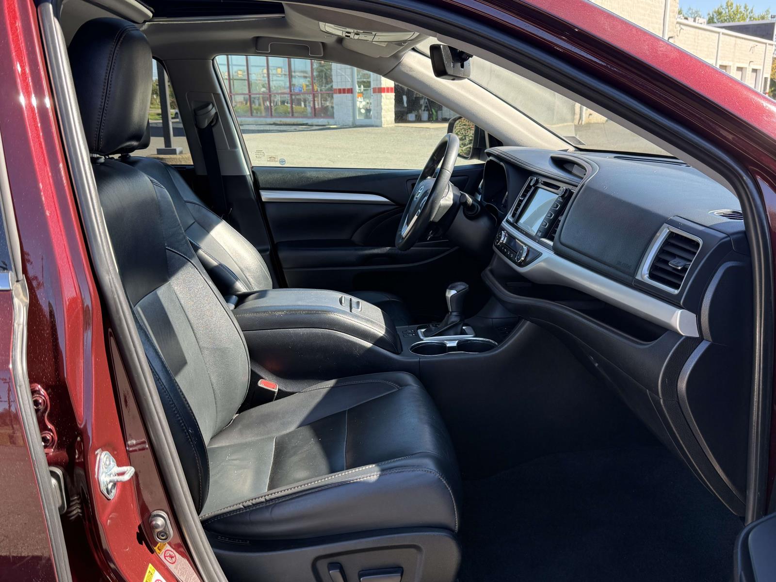 Used 2019 Toyota Highlander SUV