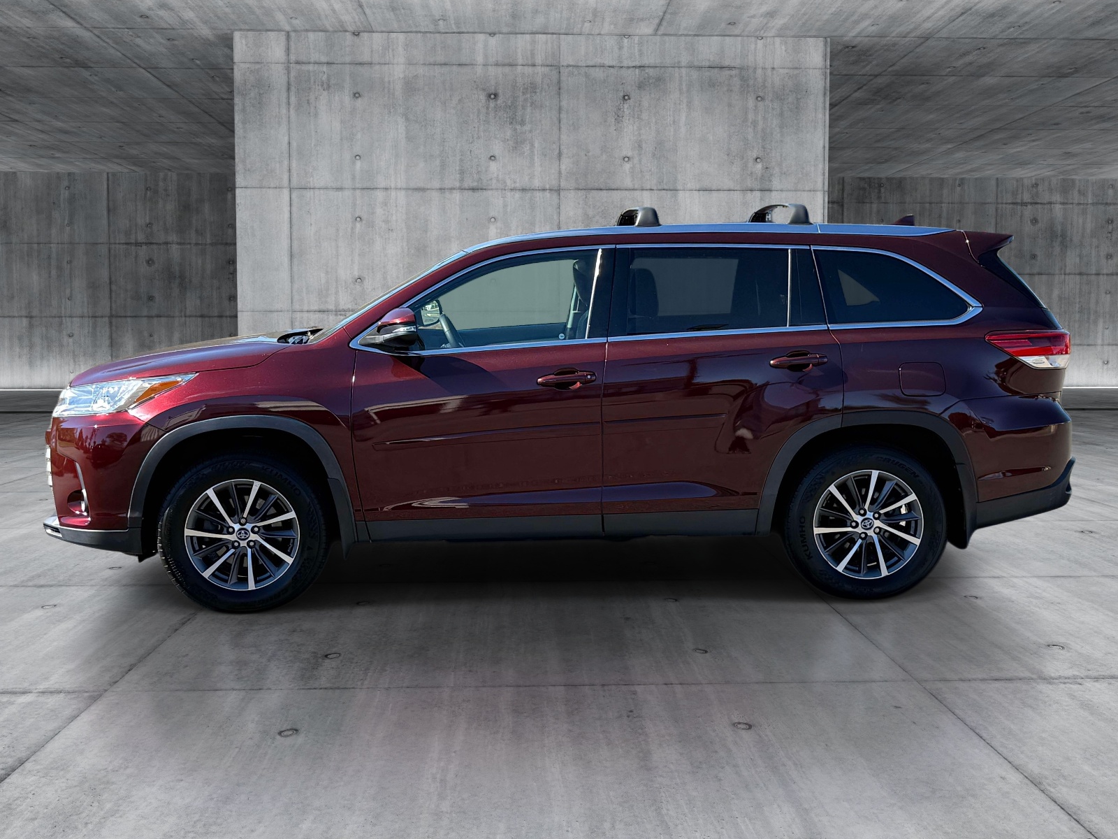 Used 2019 Toyota Highlander SUV
