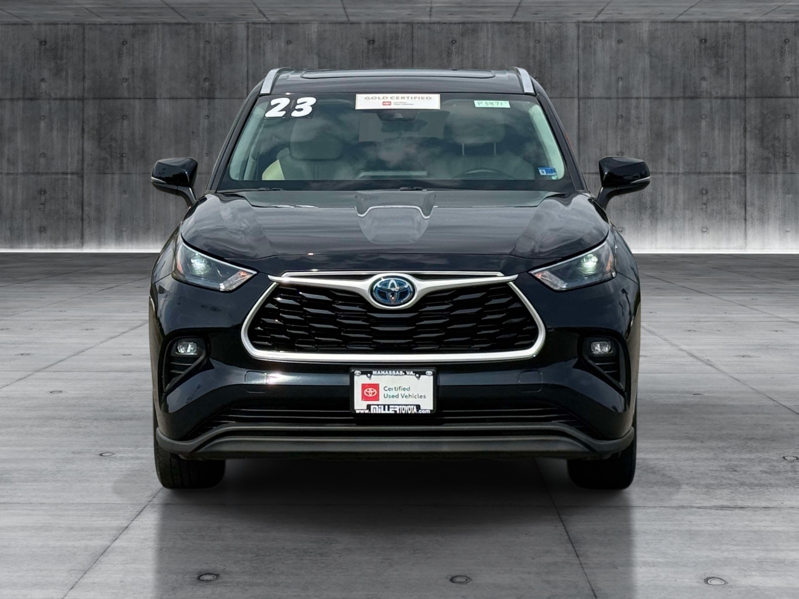 Used 2023 Toyota Highlander Hybrid SUV