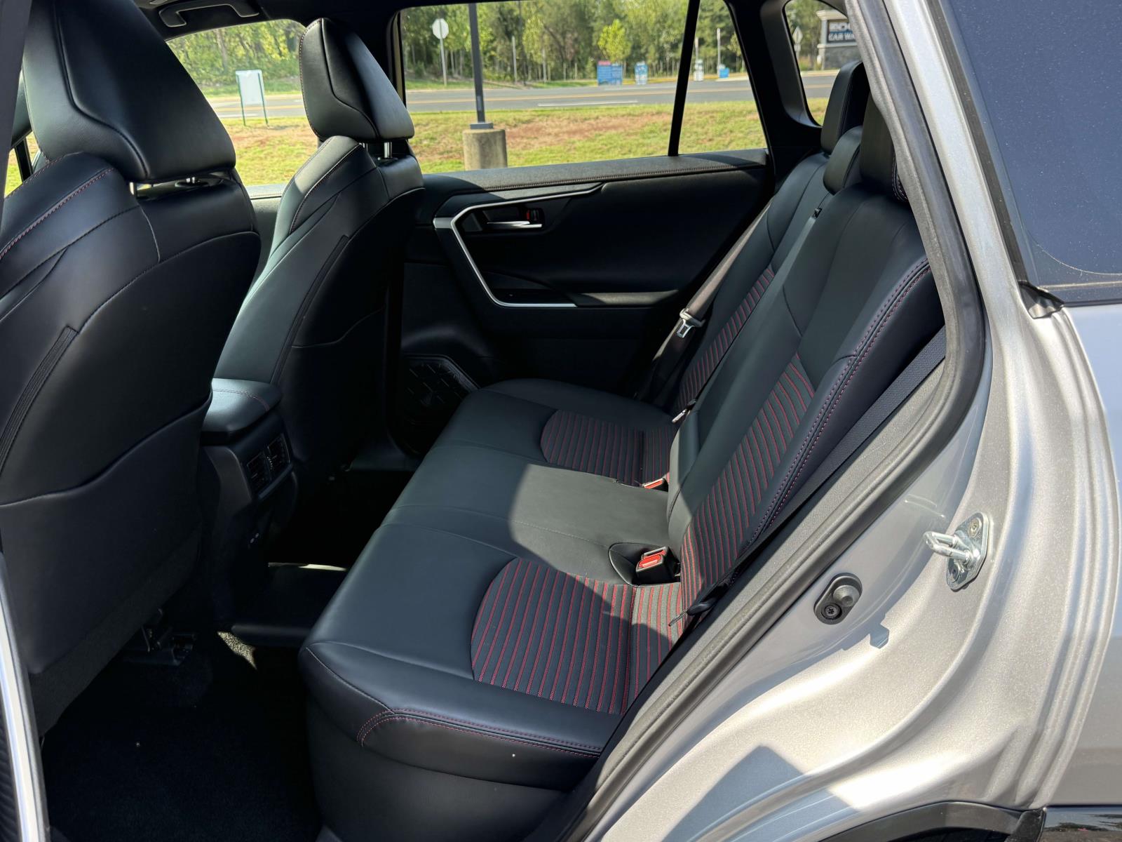 2023 Toyota RAV4 XSE - Photo 15