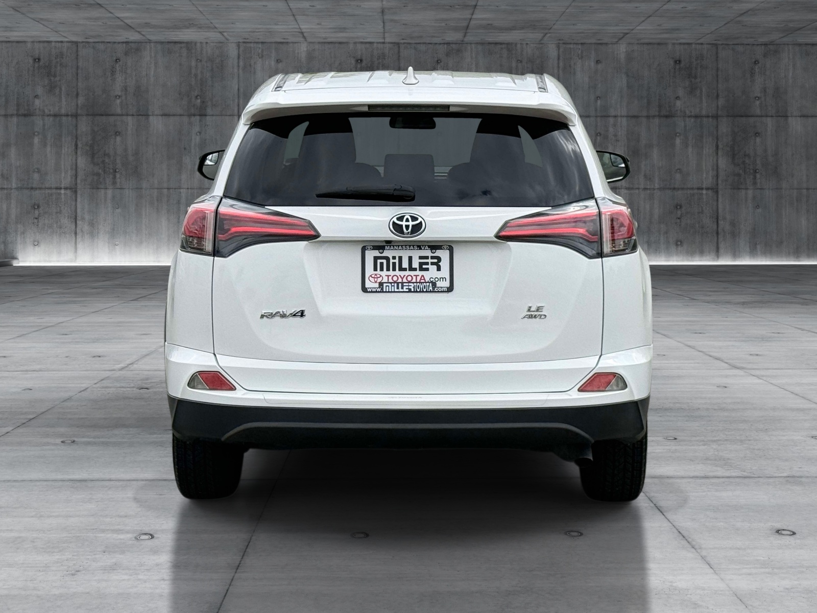 Used 2018 Toyota RAV4 SUV