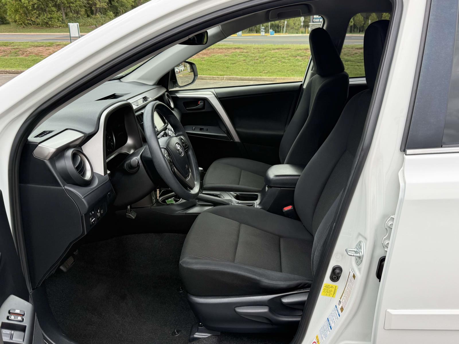 Used 2018 Toyota RAV4 SUV
