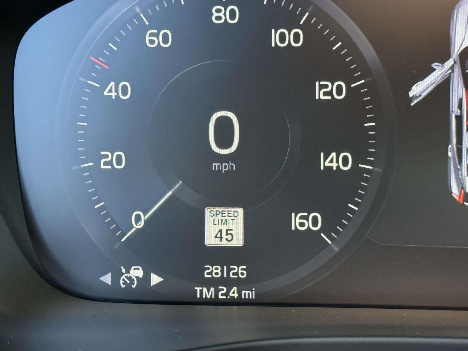 Used 2022 Volvo XC40 T5 SUV