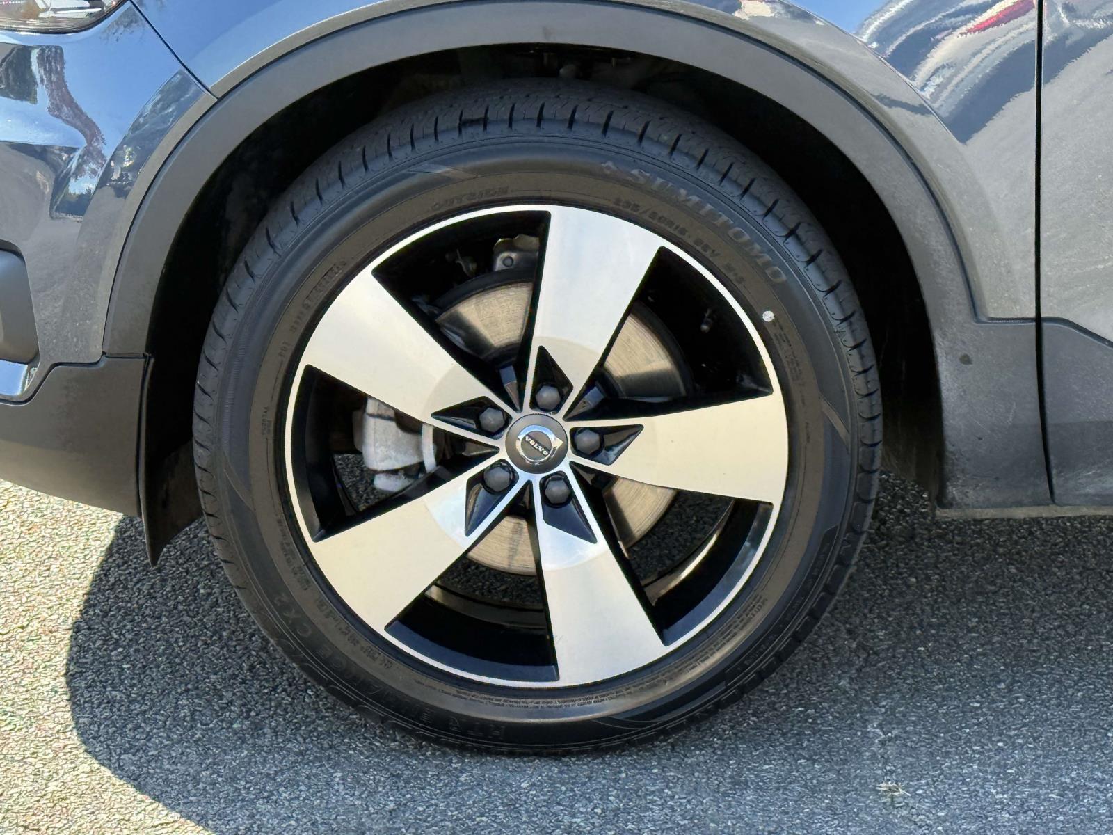 Used 2022 Volvo XC40 T5 SUV